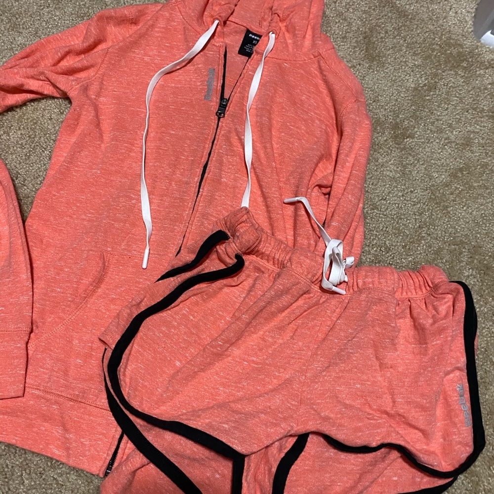 Super cute! Reebok outfit